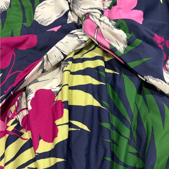 Floral Halter One-Piece Swimsuit - Picture 2 of 12